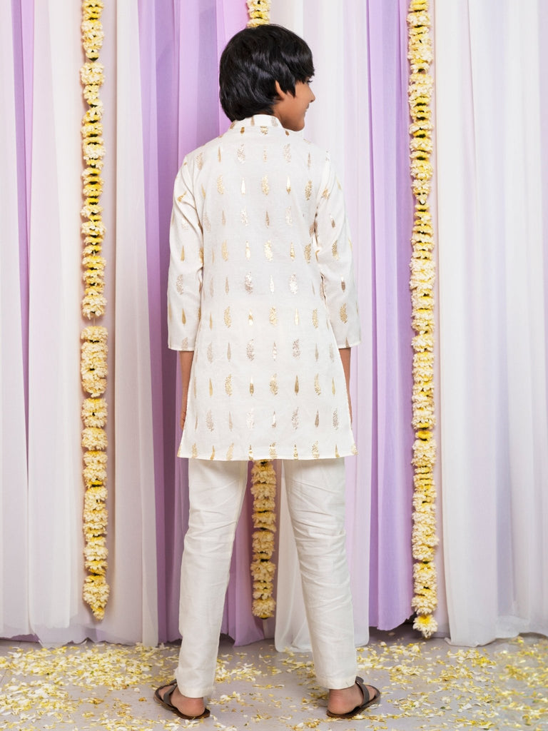 Chanderi Embroidered Ivory Kurta Pyjama SetKURTA SETFREE SPARROW