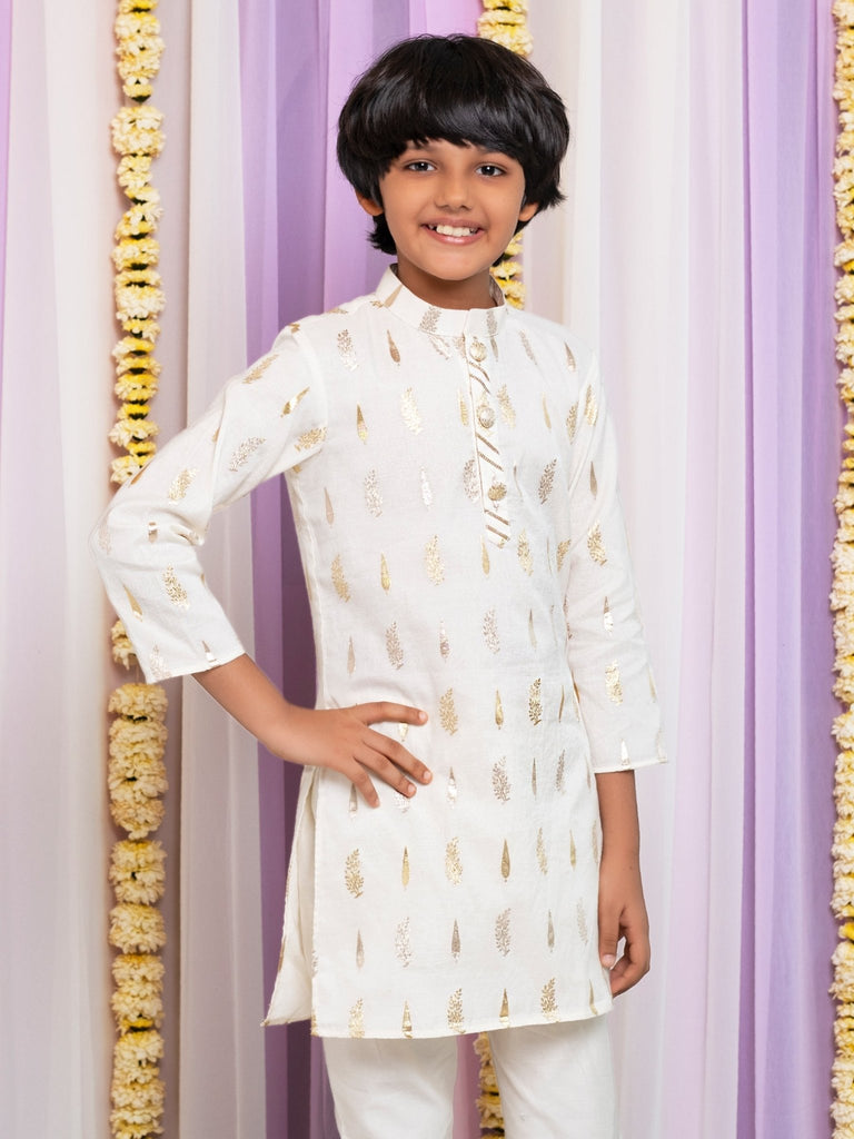 Chanderi Embroidered Ivory Kurta Pyjama SetKURTA SETFREE SPARROW