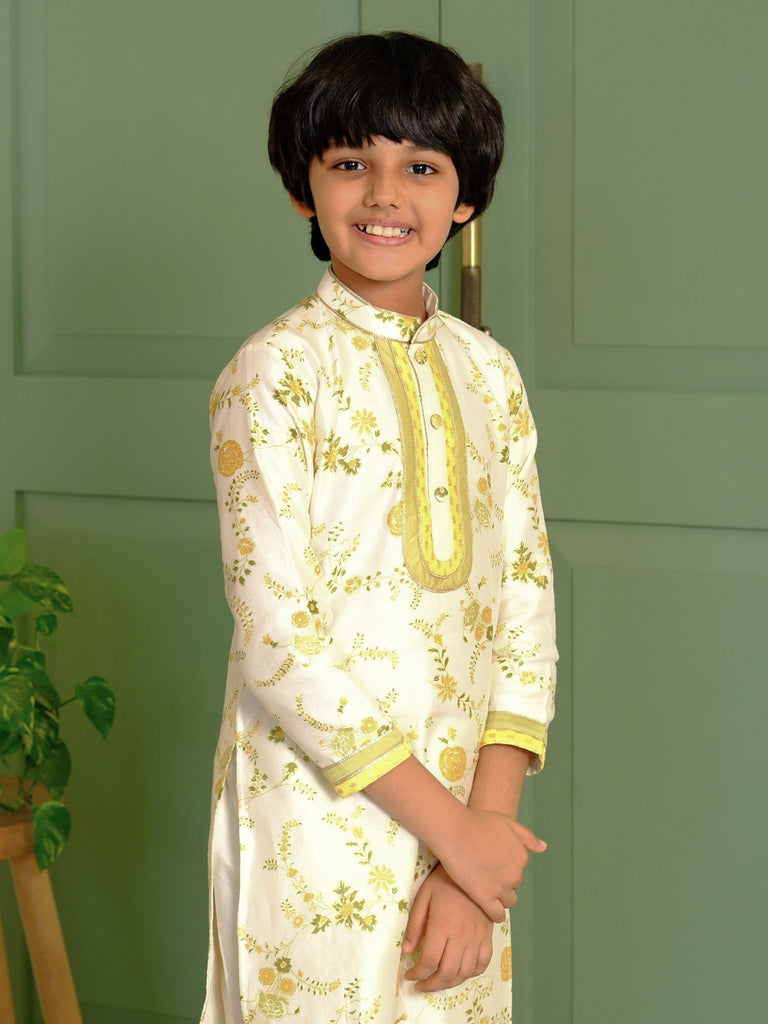 Ivory Printed Kurta Pyjama SetKURTA SETFREE SPARROW
