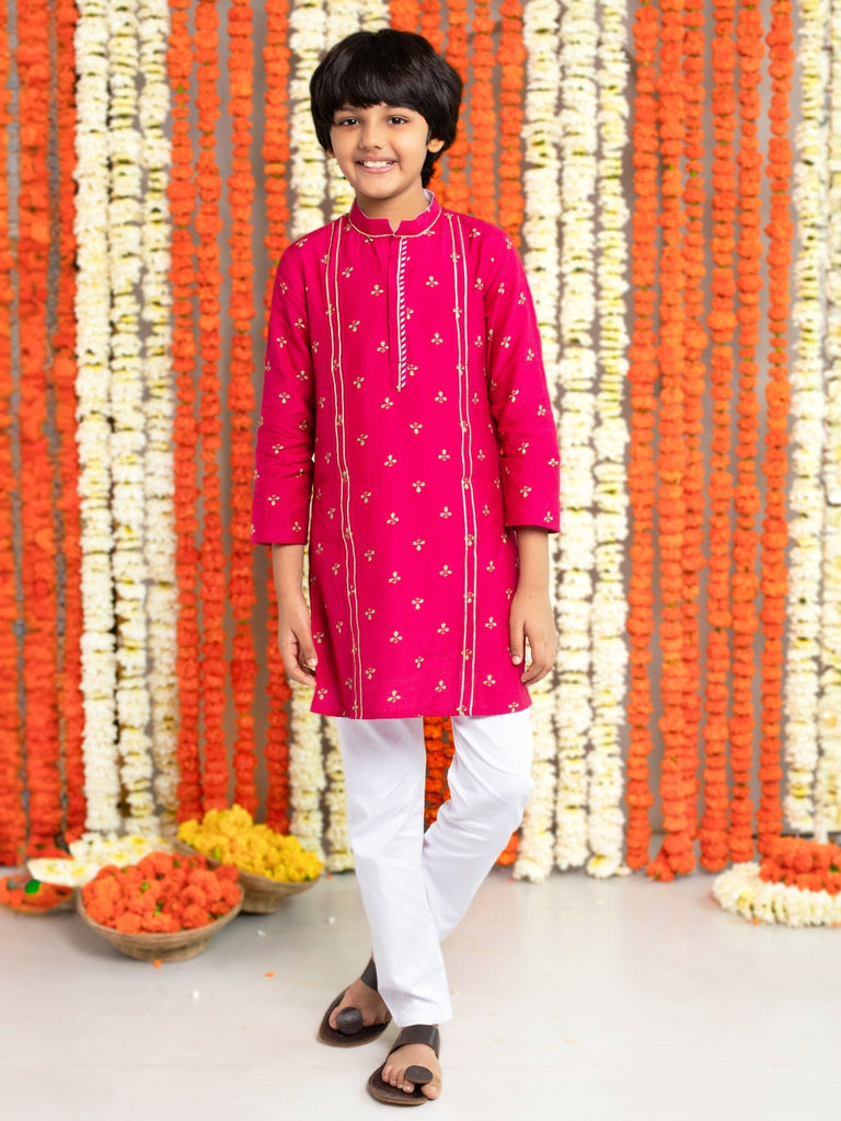 Printed Maroon Kurta Pyjama SetKURTA SETFREE SPARROW