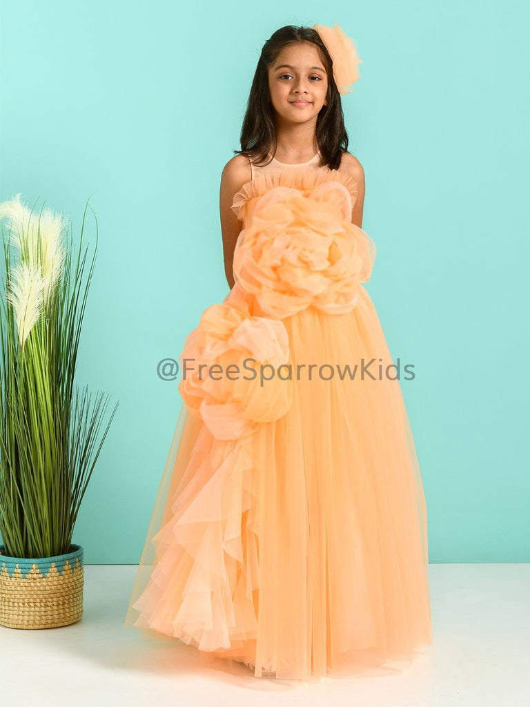 Juliet Peach Gown With Hair ClipGOWNFREE SPARROW